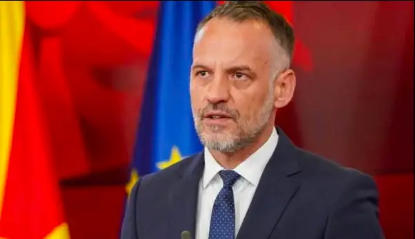 Вицепремиерот кој не одеше на работа унапреден од владата во специјален пратеник на ЕУ во Брисел 
