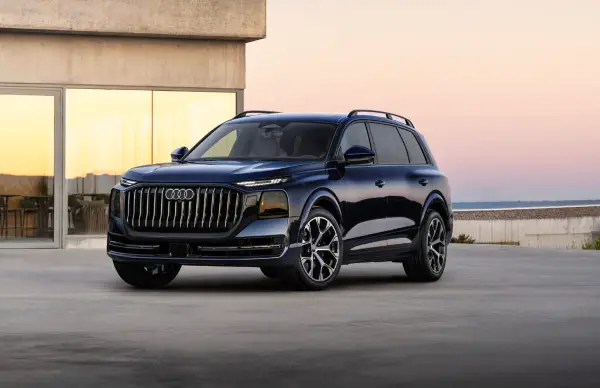 Audi го откри Q9 – седум седишта, автоматски врати и луксуз како бизнис класа