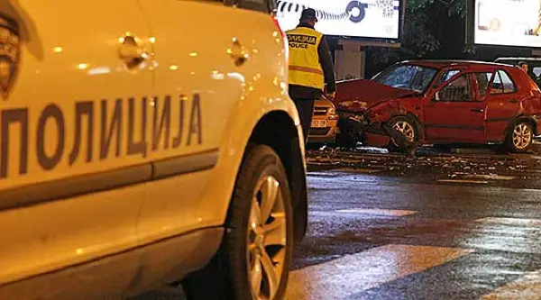Девет лица повредени во сообраќајка кај Градско