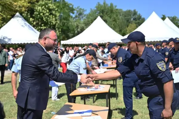 ФОТО: 496 нови полициски службеници ја засилија македонската полиција