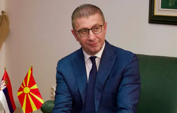 Мицкoски: Кој најавил дека ќе се укине вториот столб?