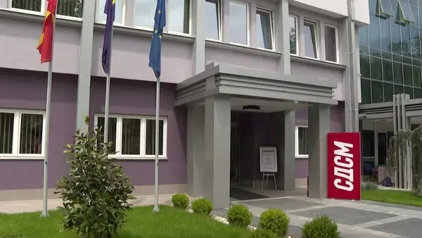 СДСМ: За Мицкоски екскурзија во Белгија – за граѓаните македонски планини и езера