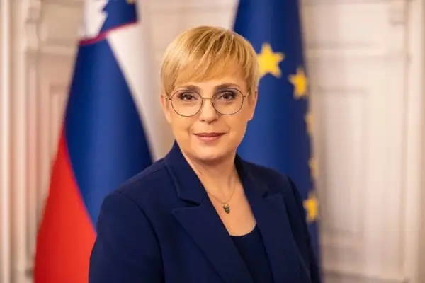 СЛОВЕНЕЧКАТА ПРЕТСЕДАТЕЛКА ПИРЦ МУСАР Е ПОВРЕДЕНА ВО СООБРАЌАЈНА НЕСРЕЌА По интервенцијата во болницата во Изола пуштена е на домашно лекување