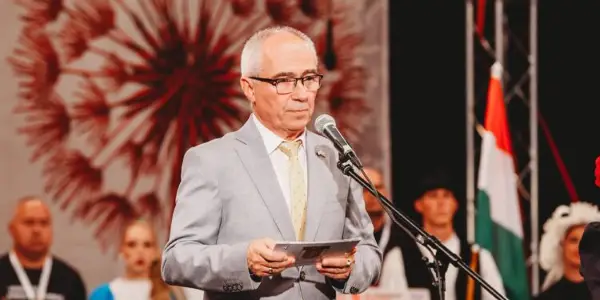 Коњановски: Фолклорот не е само традиција, туку иднина што ги чува корените