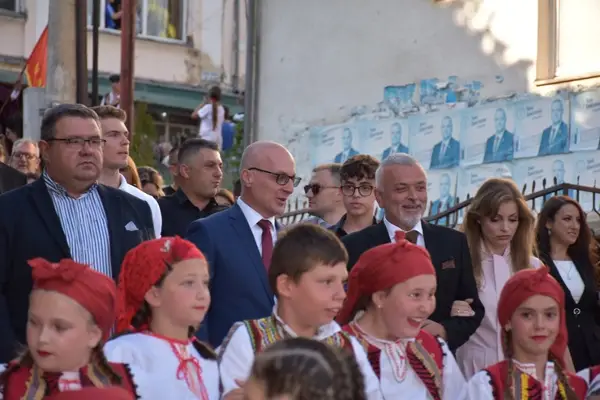 Милошоски ја пречека коњаницата во рамки на манифестациајта „10 дена Крушевска Република“