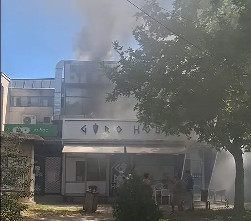 Се запали скара во угостителски објект во „Лептокарија“, пожарот го гасеа тројца пожарникари