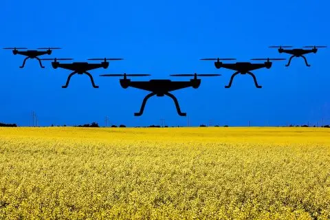 Русите и Украинците почнаа да гаѓаат и седишта на фирми, погодена најголемата за онлајн нарачки