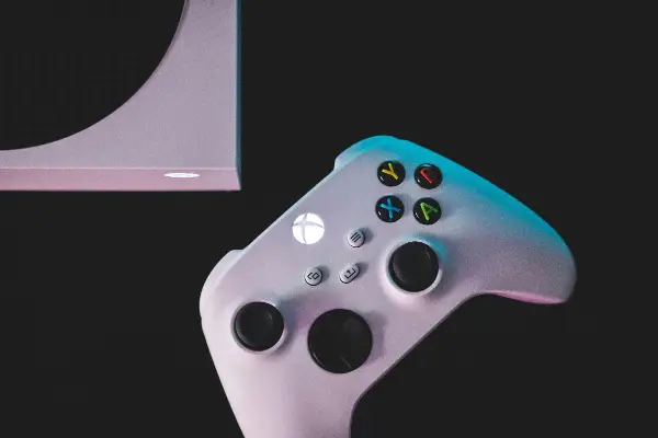 Новиот Xbox би можел да донесе компатибилност со игри од пет генерации