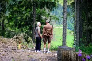 Албанија, Грција и Црна Гора се меѓу најдобрите земји за живот по пензионирањето, според „Форбс“