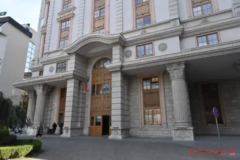 Министерство за финансии: Буџетските приходи над 204 милијарди денари, раст од 9,3% за седум месеци