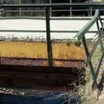 ‘РЃА ГО ЈАДЕ МОСТОТ НА ВЛЕЗОТ ВО СТАРАТА ЧАРШИЈА