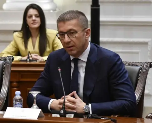 МИЦКОСКИ: Железничката делница Крива Паланка – Деве Баир нема да заврши на половина тунел во слепа улица, сега имаме целина