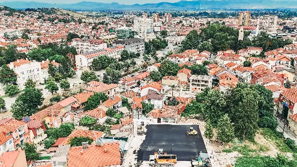 Битола добива нов паркинг простор – обезбедени 25 нови паркинг места