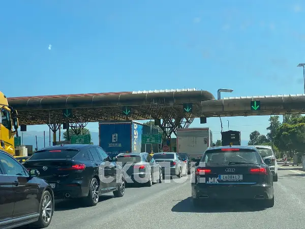 Јанкоски: Итно поставување на М-ТАГ уреди на патарините за намалување на колоните по патиштата