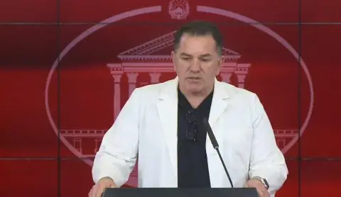 Мерџановски: Со владин авион во Скопје транспортиран пациент повреден на одмор во Турција