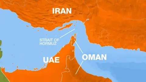 Отворањето на Ормуската теснина зависи од САД, тврди Техеран