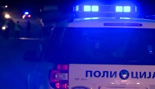 Тројца тинејџери повредени по судир на два мопеди во Ченто