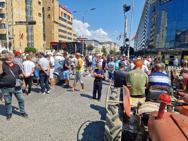Три дена протести на земјоделците од Струмичко