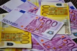 Девизните резерви во јули зголемени за 74,4 милиони евра