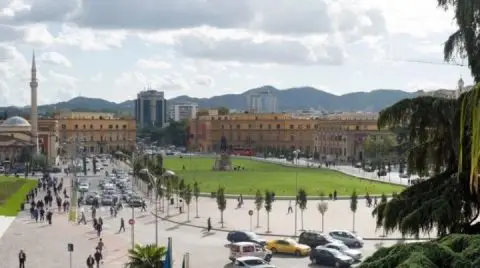 Во Албанија работат речиси 40.000 регистрирани странски државјани