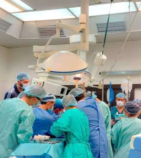 Научниците открија зошто ракот на дебелото црево станува отпорен на хемотерапија