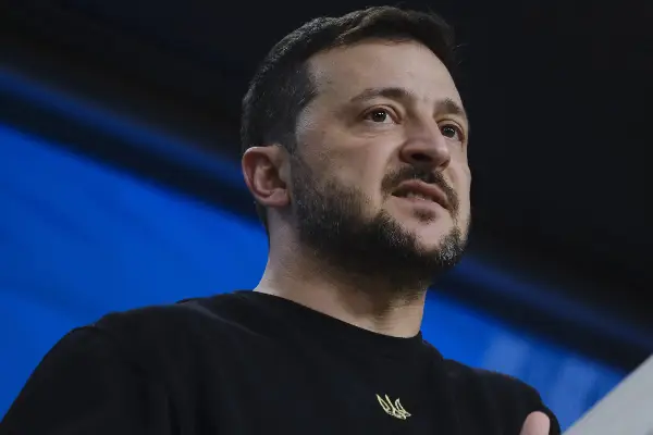 Германски новинар го праша Зеленски: „Што можеме да направиме за да ви помогнеме да убиете повеќе Руси?“