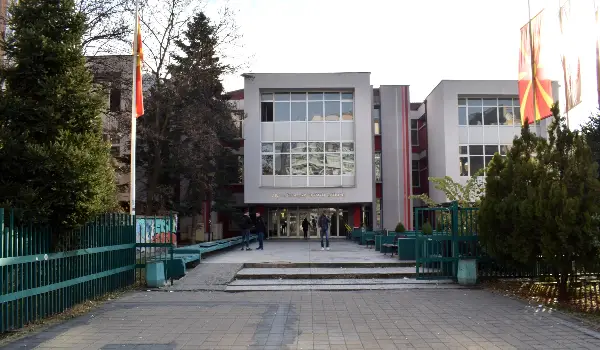 МОН: Партнерскиот однос со младите, клуч за иднината на државата
