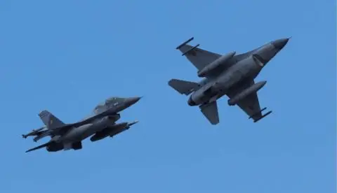 Романското воено воздухопловство алармирано поради дронови во близина на границата со Украина