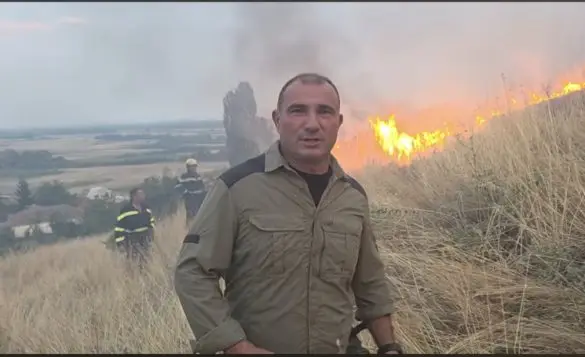 Прилепчанец нападнал пожарникари откако му изгорела шталата со тутун, Ангелов откри детали (ВИДЕО)