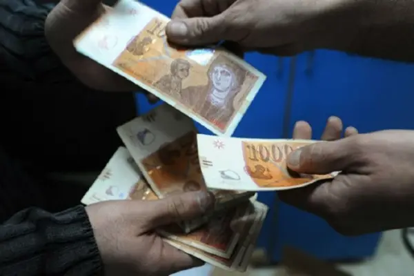 Скопјанка измамена за околу 200.000 денари со понуда за каско осигурување