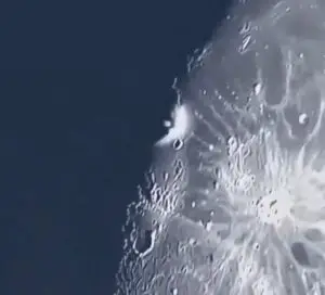 „Спектакуларното видео“ од падот на ракетата на SpaceX на Месечината било анимација