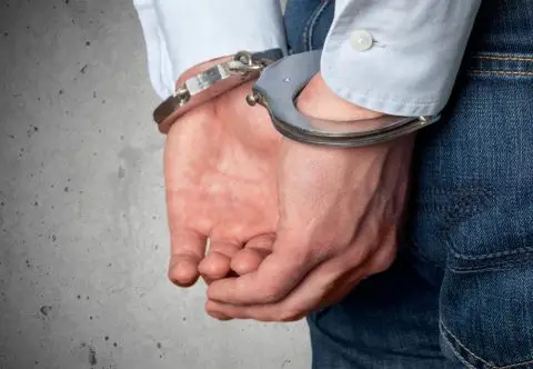Приведен маж: Ја нападнал и повредил својата снаа