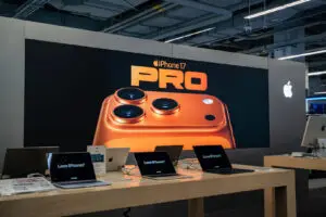 iPhone 18 Pro ќе биде многу поскап, но ќе има исто меморија?