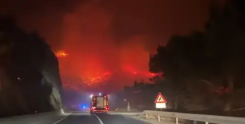 Во големиот пожар во Хрватска изгореа 106 возила и 28 куќи, ќе се бара прогласување природна непогода