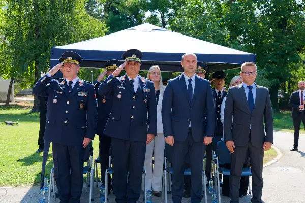 Мисајловски на Свечениот собир со припадниците на Армијата и вработените во одбраната