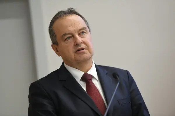 Дачиќ оди сам на избори: тројански коњ или крај на коалицијата?