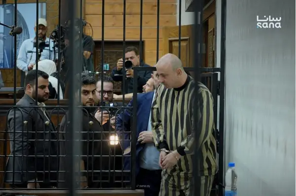 Во Сирија осуден на смрт братучедот на Башар ал Асад