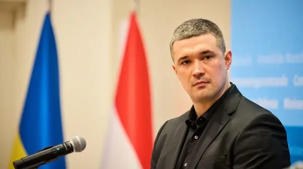Разрешениот министер за одбрана на Украина бара избори
