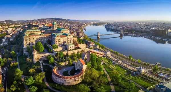 Новиот унгарски претседател ја презеде функцијата