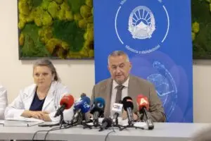 Клековски: Комуналец треба да ги објави резултатите од водата во Гостивар, МЗ ќе излезе со епидемиолошки извештај и резултатите од Националната програма