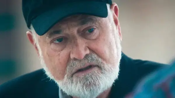 Роб Рајнер постхумно ја освои наградата Еми за улогата во „Мечката“