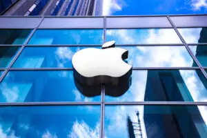 Apple едвај може да направи преклопен iPhone