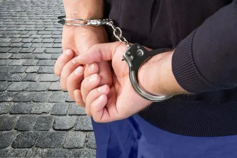 Со тврд предмет ги нападнал својата снаа и нејзината 7-годишна ќерка