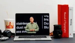 Откриена причината за оставката на легендарниот шеф на Apple: Дали се работи за пари?