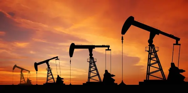Цената на нафтата „Брент“ надмина 100 долари