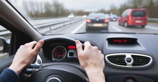 МАКЕДОНИЈА ИМА 615.000 АВТОМОБИЛИ: За 5 години бројот е зголемен над 40 отсто, дизелите царуваат, бензинците и хибридите малцинство