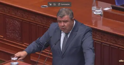 Мицевски до СДСМ: За кој српски свет зборувате, за српскиот свет со чии претставници пеевте српски песни и му одговарвте на српски за да му удоволите, на вашата неинвентивност нема крај