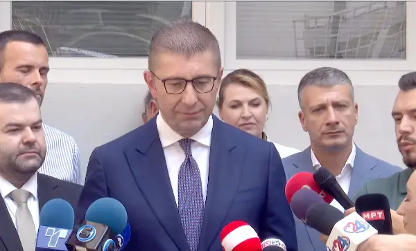 На „нишан“ се уште неколку лица од по институциите кои побарале мито – се чека и да го земат, тврди Мицкоски
