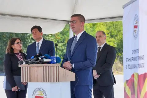 Мицкоски: Со новата опрема од ЕУ за Царината ја засилуваме борбата против организираниот криминал