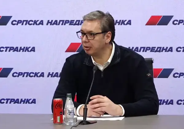 Вучиќ објави дека на 27 септември ќе поднесе оставка